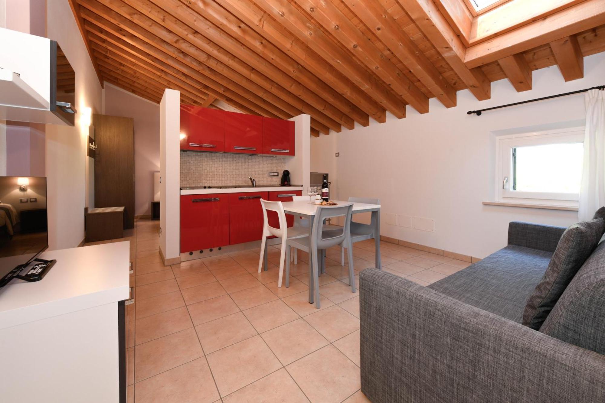 Fontanelle Aparthotel *