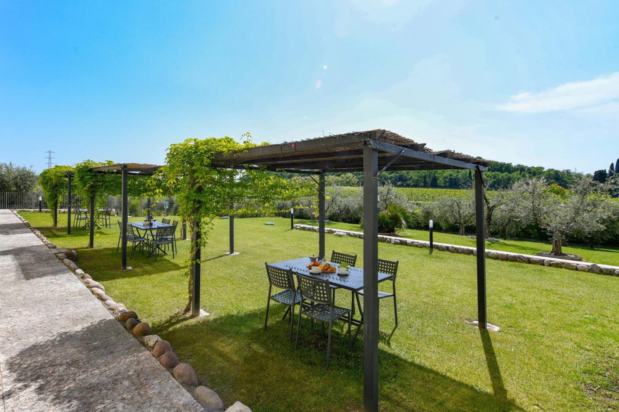 Fontanelle Aparthotel Cavaion Veronese