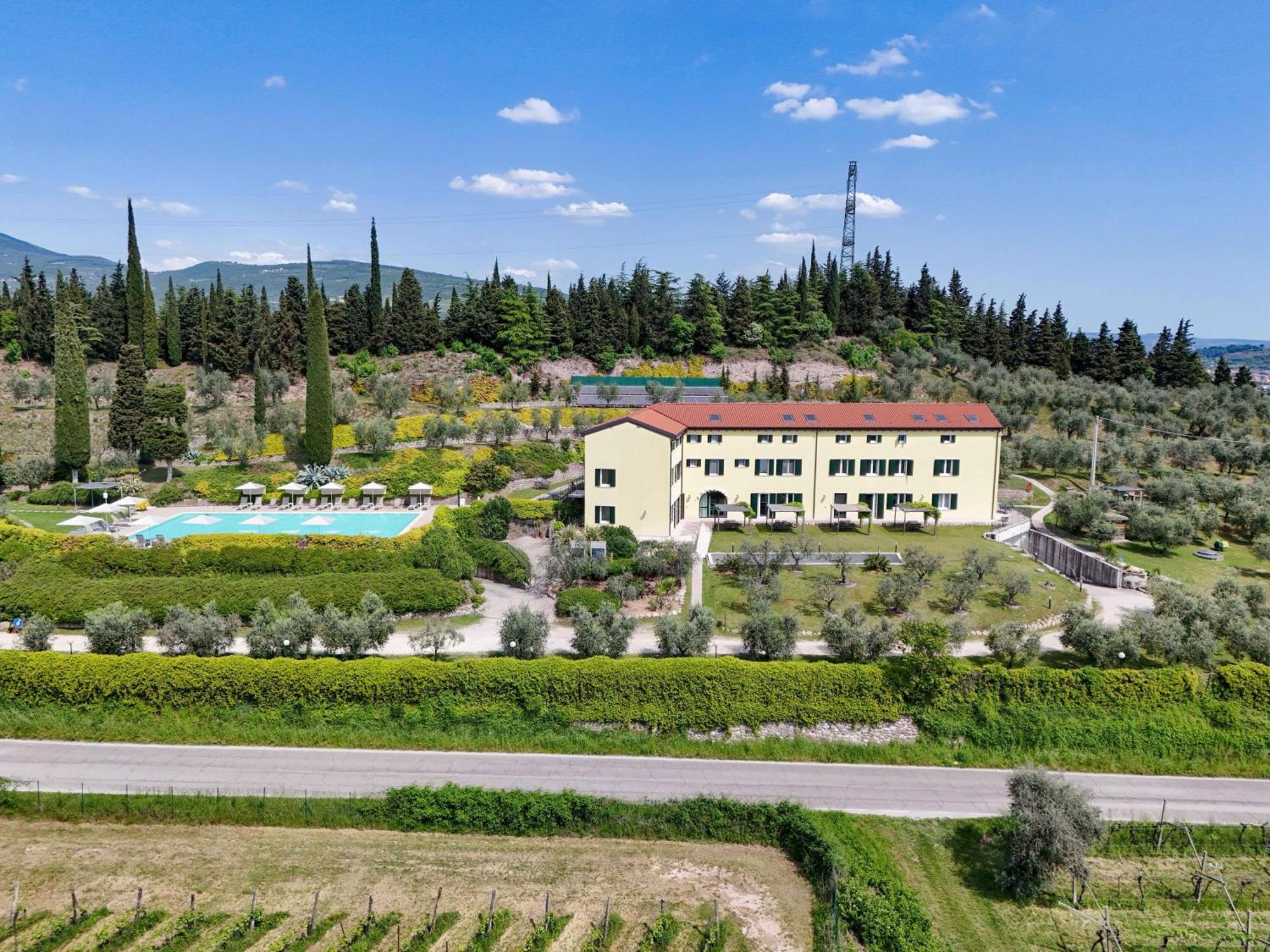 Fontanelle Aparthotel *